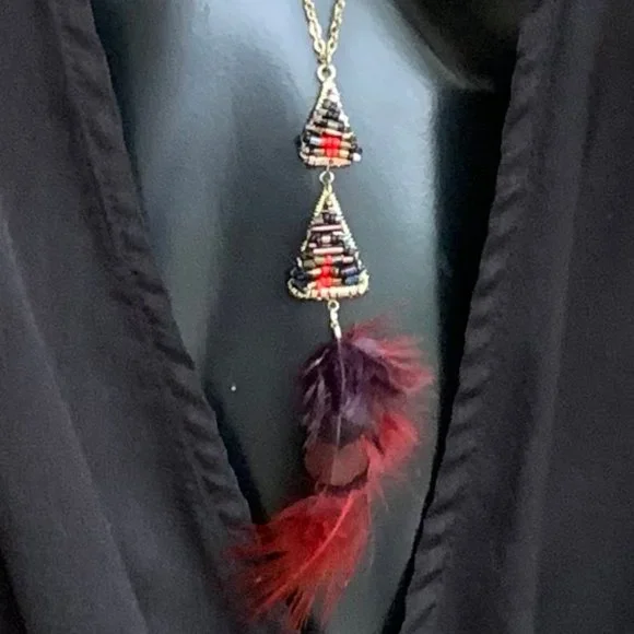 Express Layered Golden-Toned Beaded Triangles and Feather Necklace - Picture 1 of 15